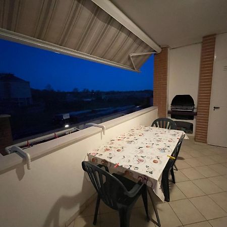 Piccola Venezia E Mare Lägenhet Llido Degli Estensi Exteriör bild